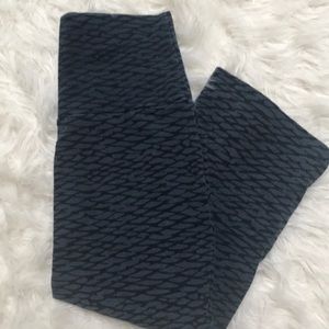 Kealopiko Pencil Skirt Āholehole Fish Scales